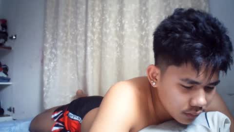 Snapshot of urcutie_asianboy chatting on November 2025 03:07:01 AM KEN online show from November 2025 03:07:01 AM