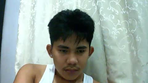 Snapshot of urcutie_asianboy chatting on November 2025 07:11:02 AM KEN online show from November 2025 07:11:02 AM