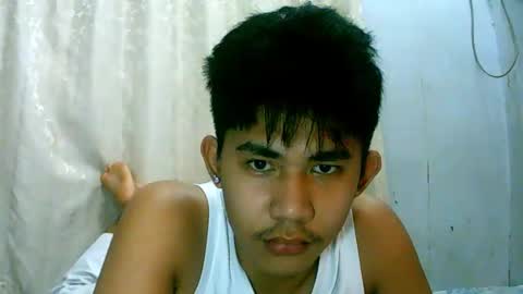 Snapshot of urcutie_asianboy chatting on December 2025 06:22:02 AM KEN online show from December 2025 06:22:02 AM