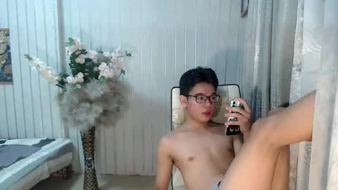 urdreamboy_doms online show from April 2026 05:58:01 PM