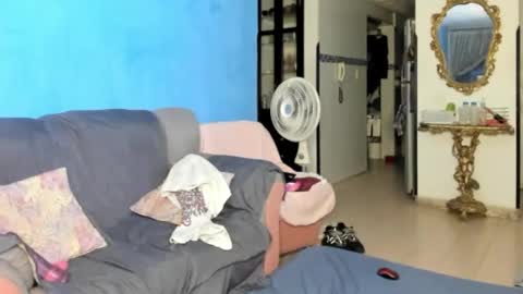 Andres  Jordi online show from November 2025 08:48:02 AM