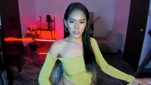 Angela Cullens online show from February 2025 09:09:01 PM