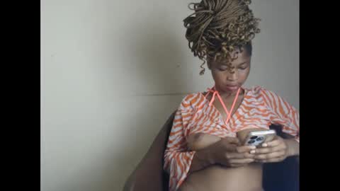 Snapshot of urflirtydoll chatting on January 2025 04:52:01 AM urflirtydoll online show from January 2025 04:52:01 AM