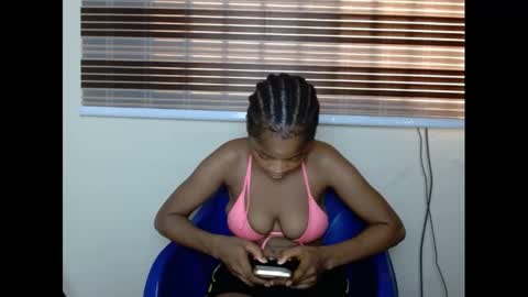 Snapshot of urflirtydoll chatting on February 2025 08:11:02 AM urflirtydoll online show from February 2025 08:11:02 AM