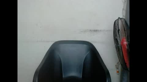 Snapshot of urflirtydoll chatting on March 2025 05:58:02 PM urflirtydoll online show from March 2025 05:58:02 PM