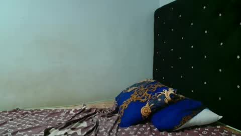 urflirtydoll online show from April 2026 12:42:01 PM