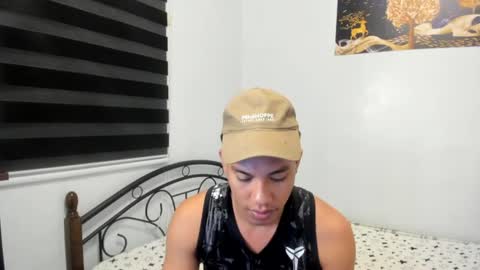 urfucker_vinz online show from July 2026 01:03:01 PM