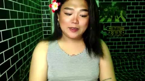 Dimple online show from November 2025 12:04:01 PM