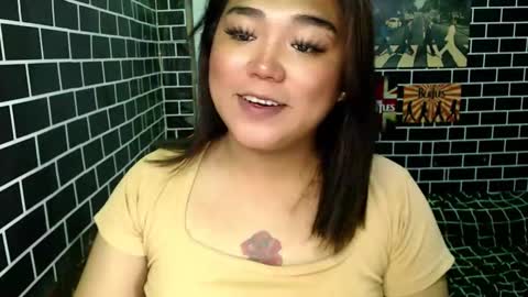 Dimple online show from November 2025 10:51:02 AM