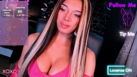 Snapshot of urgoddess_bella chatting on September 2025 07:44:02 AM My bella 3 online show from September 2025 07:44:02 AM