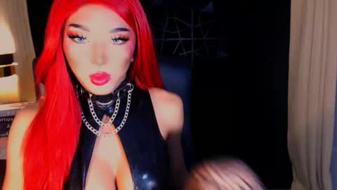 Snapshot of urgoddess_bella chatting on October 2025 05:04:02 PM My bella 3 online show from October 2025 05:04:02 PM