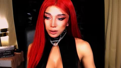 Snapshot of urgoddess_bella chatting on November 2025 12:57:02 AM My bella 3 online show from November 2025 12:57:02 AM