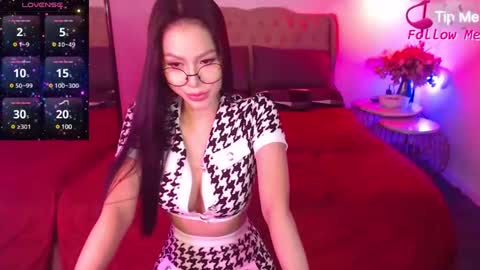 Snapshot of urgoddessofsex chatting on January 2025 06:20:02 AM angela online show from January 2025 06:20:02 AM