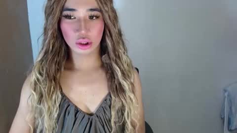 Snapshot of urguy_habibi chatting on June 2026 05:27:01 AM Bib online show from June 2026 05:27:01 AM