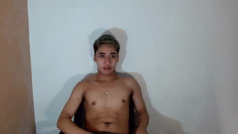Snapshot of urguy_habibi chatting on June 2026 04:44:01 PM Bib online show from June 2026 04:44:01 PM