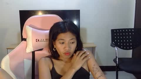 urhayumi_slut online show from November 2025 05:04:02 PM