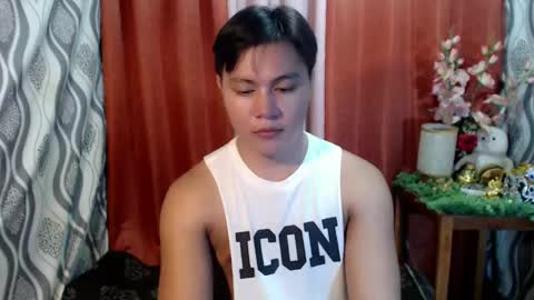 urhunky_ivan online show from December 2024 05:48:02 PM