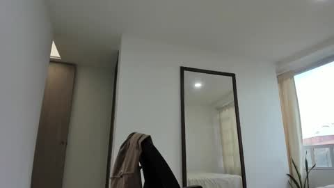 urimare_south online show from January 2025 09:02:01 PM