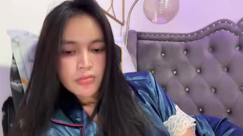 Snapshot of urkatiecookie chatting on November 2025 11:43:02 AM Amira online show from November 2025 11:43:02 AM