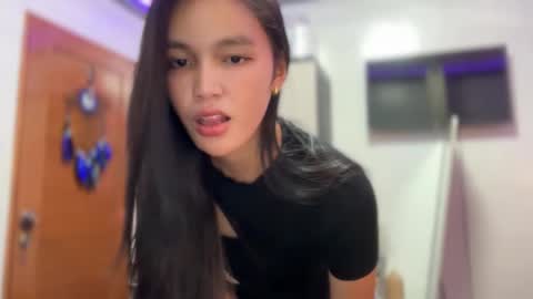 Snapshot of urkatiecookie chatting on November 2025 05:51:02 AM Amira online show from November 2025 05:51:02 AM