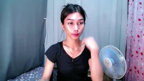 urloverjasmine_xx online show from May 2026 11:01:04 PM