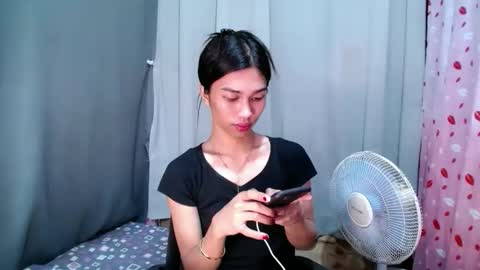 urloverjasmine_xx online show from May 2026 11:56:01 PM