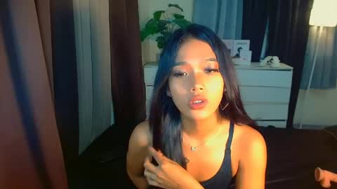Snapshot of urmistress_sanya chatting on May 2026 03:28:01 PM ur fave sanya online show from May 2026 03:28:01 PM