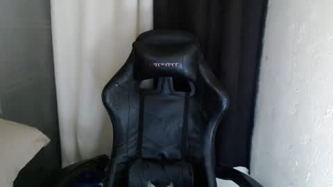 Snapshot of urpinayjenfuckerxxx chatting on February 2025 02:03:01 AM Jenny online show from February 2025 02:03:01 AM