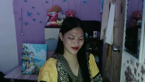 hi im kim online show from March 2026 12:32:01 PM
