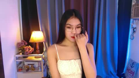 Snapshot of urpretty_nix chatting on October 2025 09:00:01 AM Nix online show from October 2025 09:00:01 AM