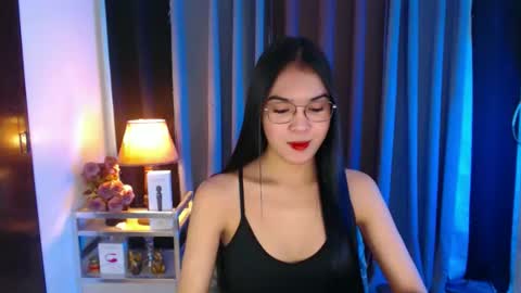 Snapshot of urpretty_nix chatting on December 2025 12:03:02 PM Nix online show from December 2025 12:03:02 PM