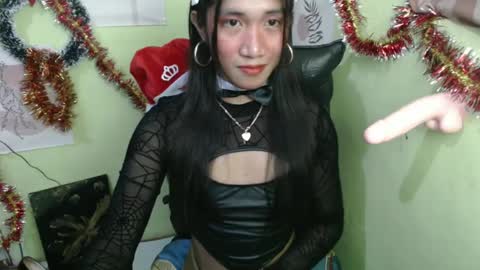 Amara online show from December 2024 03:53:02 PM