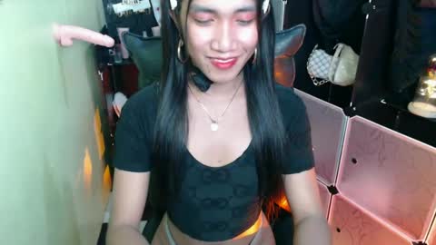 Amara online show from December 2024 05:01:02 PM