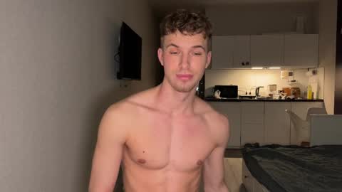 ursaotome online show from October 2025 02:54:01 PM