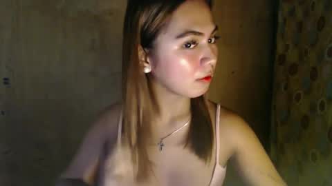 Snapshot of ursexy_cheskaxxx chatting on December 2024 02:55:01 PM PRETTY CHESKA AND MITCH online show from December 2024 02:55:01 PM