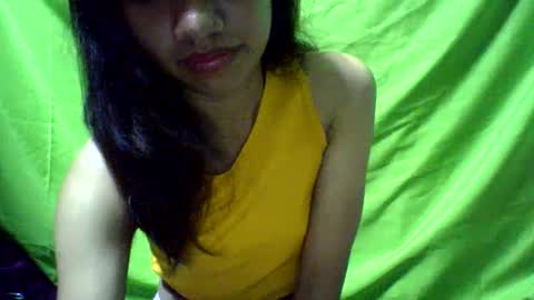 Snapshot of ursexydoll18 chatting on January 2025 01:48:01 PM Darlyn room online show from January 2025 01:48:01 PM