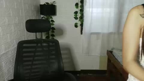 ursexyslut19 online show from April 2026 08:23:01 AM