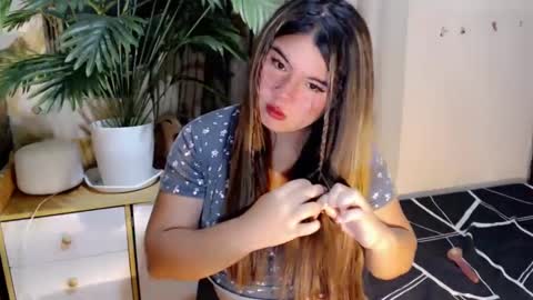          online show from February 2025 06:20:01 PM