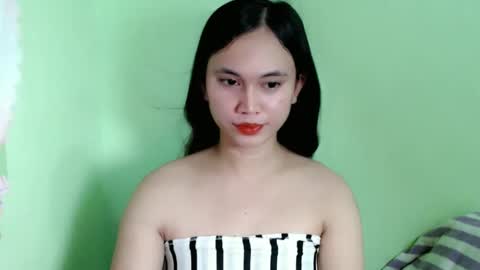 Snapshot of ursweet_athisa18 chatting on April 2026 05:42:02 PM Athisa online show from April 2026 05:42:02 PM