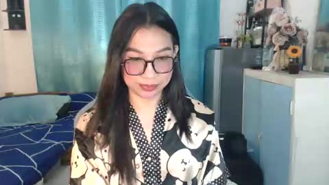 Snapshot of urwetasianprincessxx chatting on June 2026 09:14:01 AM Ashley Kate Mateo Gray online show from June 2026 09:14:01 AM