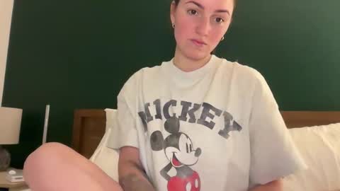 Snapshot of urwetdreamddd chatting on October 2025 12:40:02 AM Dream online show from October 2025 12:40:02 AM