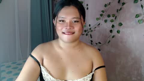 Bella Miles Olivia online show from December 2024 05:59:01 AM