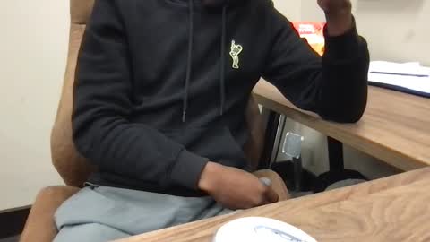 Urwivesaffair online show from September 2025 04:28:01 PM