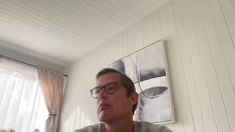 P online show from October 2025 10:31:01 PM