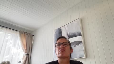 P online show from November 2025 07:14:01 PM