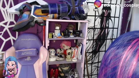 Snapshot of usagired chatting on January 2025 08:58:02 PM --Lucy-- online show from January 2025 08:58:02 PM