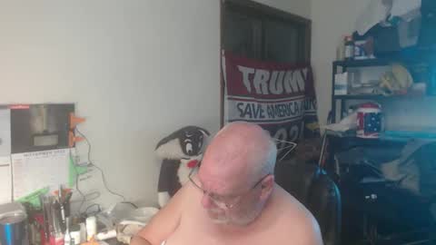 Eric online show from November 2025 04:25:02 AM