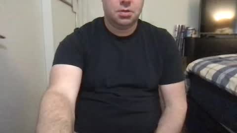 Snapshot of usguy886 chatting on December 2025 05:19:02 PM usguy online show from December 2025 05:19:02 PM