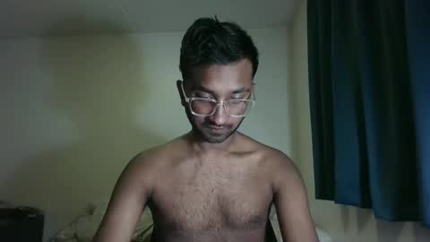 Snapshot of utown_bayee chatting on December 2025 08:08:01 AM utown bayee online show from December 2025 08:08:01 AM