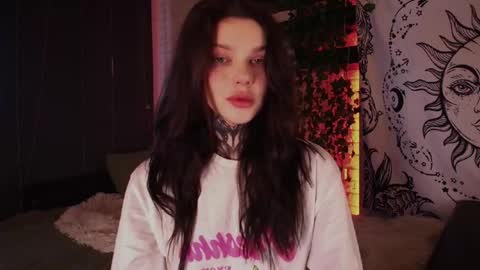 Snapshot of uwu_eva chatting on December 2024 10:39:02 AM Eva online show from December 2024 10:39:02 AM